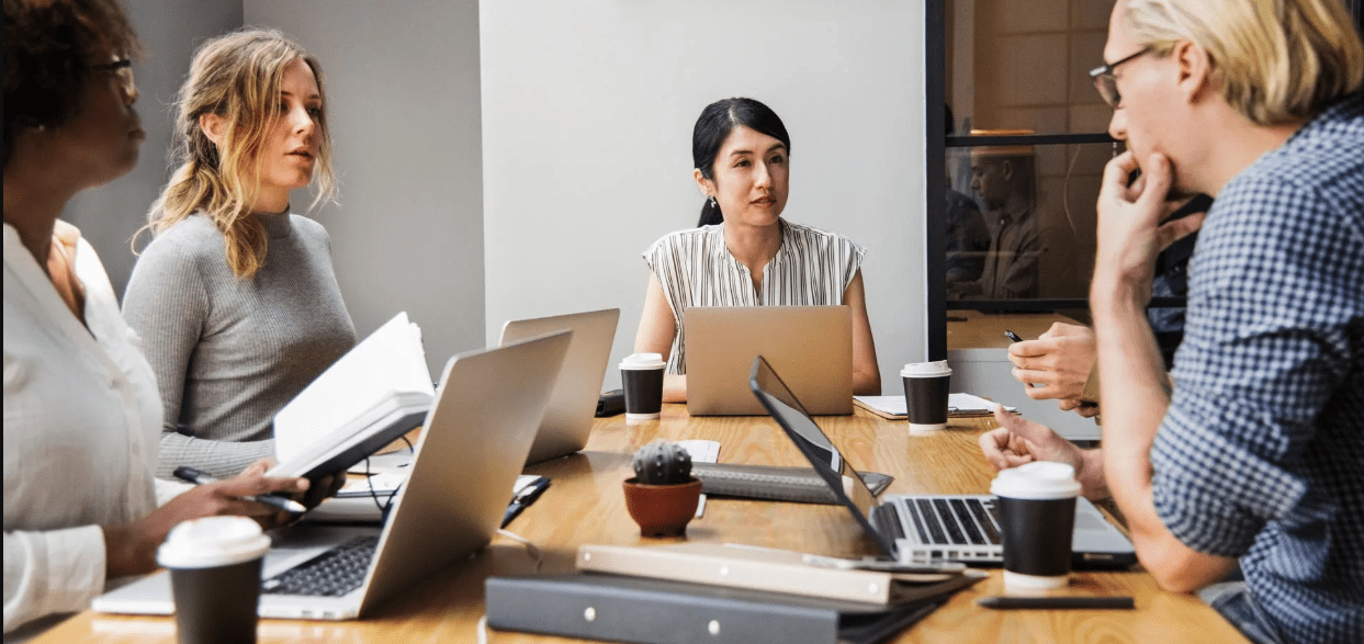 7 Benefits of a Mid-Sized PR Firm in 2026